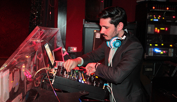 Dj tài năng Jeremie Khlat